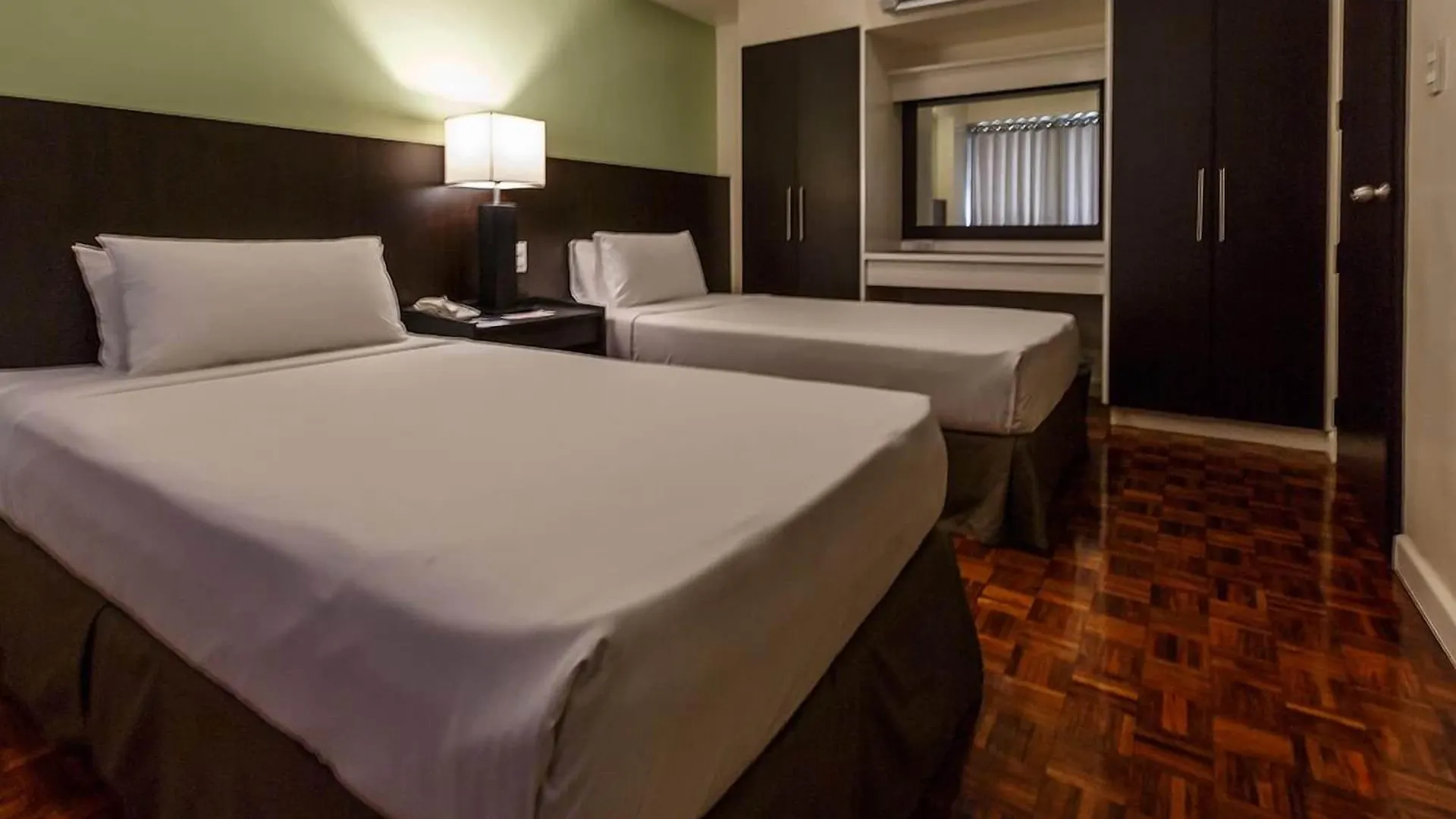 Copacabana Apartment Hotel Pasay 3*,