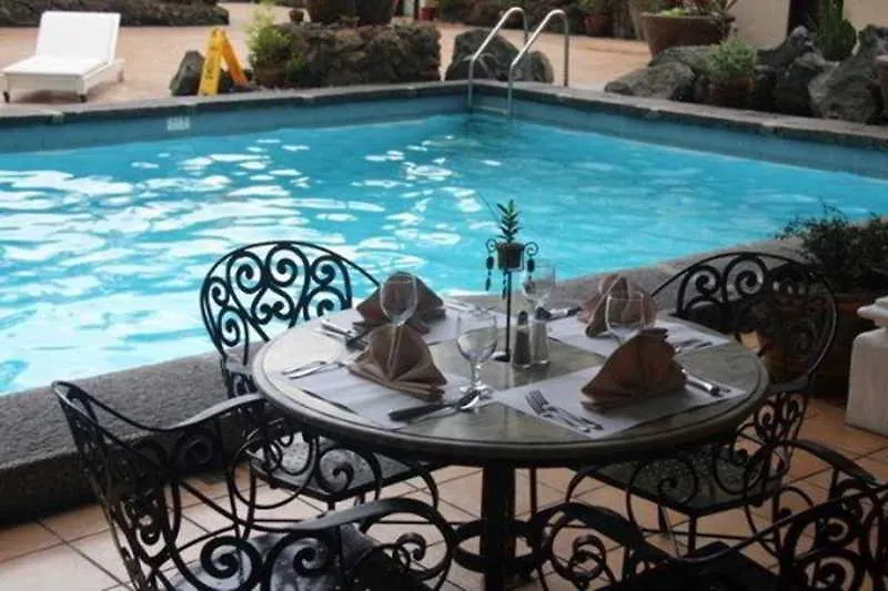 Copacabana Apartment Hotel Pasay 3*,